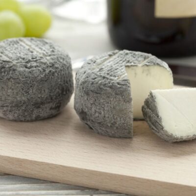 queso de cabra ceniza pza